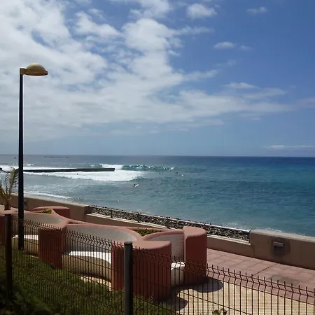 Comfortable With Amazing Sea Views Apartment *